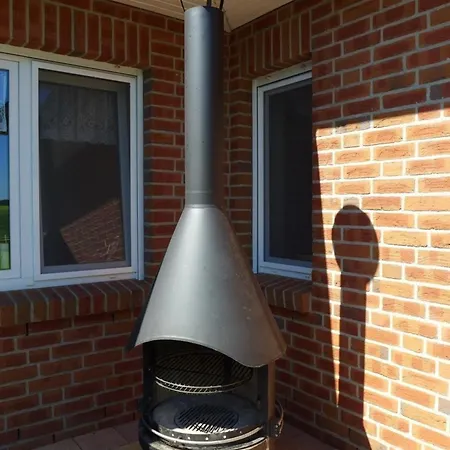 Ferienhaus Moderner Ferienbungalow Mit Terrasse Und Garten